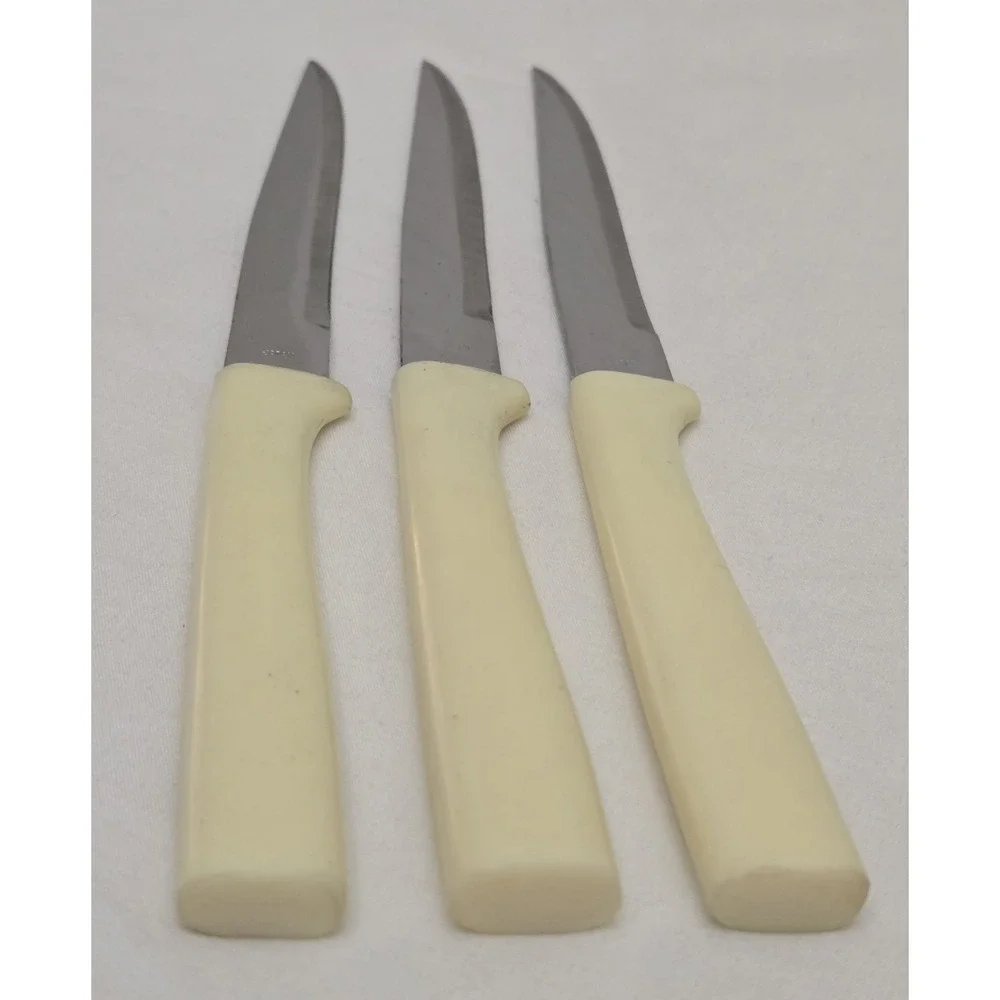Lot Of Three (3) Vintage Everbrite Stainless Steel Steak Knives Cream Handle GUC